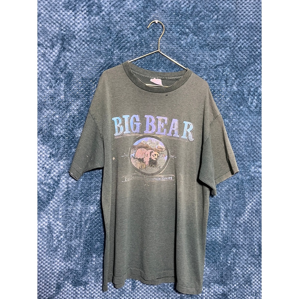 Vintage‎ 90s green striped graphic tee